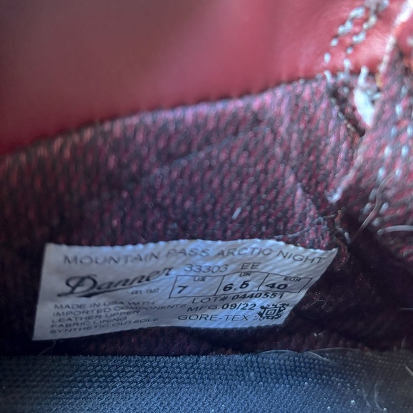 Danner GORE TEX Mountain Pass Arctic Night leather hiking boots vibram ice grip - Picture 14 of 14